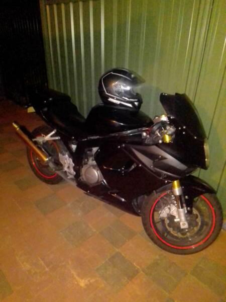 For swaps gt250r excellent condition