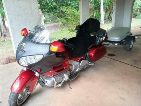 2010 Honda Goldwing with trailer