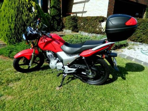 One owner, as new condition Honda CB125e with under 5,000 Kms