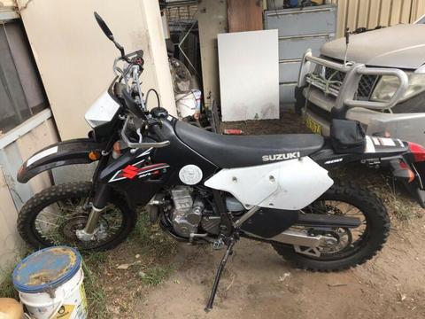 Suzuki drz400e