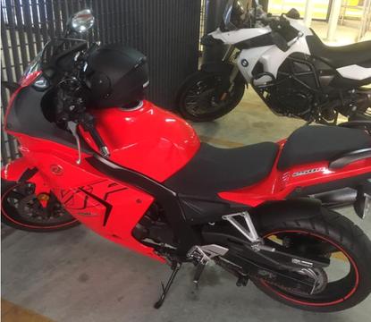 $3500 Fix - Daelim 250cc Sports Motorbike, 2.8L/100Km, very economical
