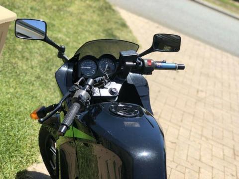 Kawasaki GPX 250 is up for sale