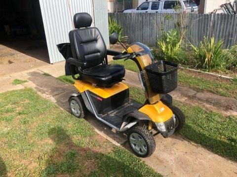 Top range mobility scooter - Pride PathRider 140XL