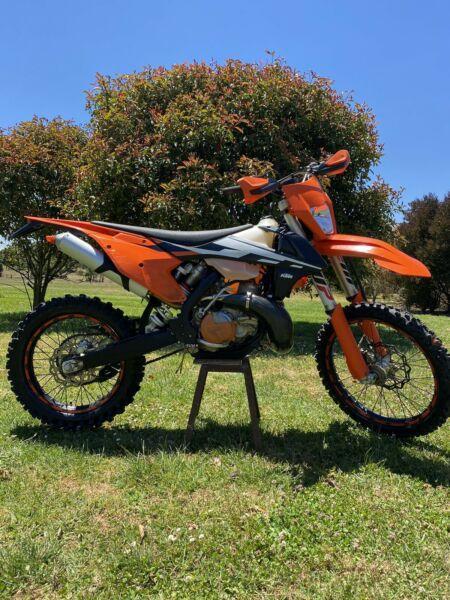 2017 KTM 300EXC Great condition
