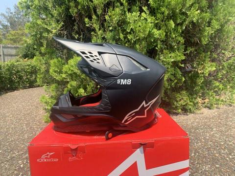 Alpinestars SM8 helmet