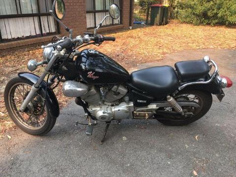 Yamaha XV250 Virago motorbike