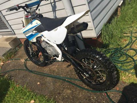 Selling mxrevolution thumpster 140cc