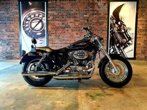 2014 Harley-Davidson XL1200C Sportster