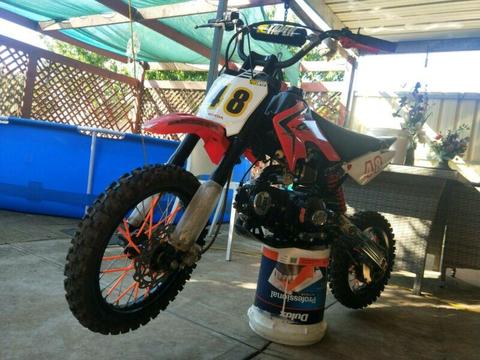FOR SALE CRF - STYLE PITBIKE