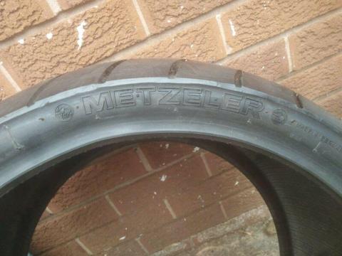 300 rear tyre brand new