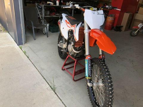 KTM250 SXF 2016 great condition