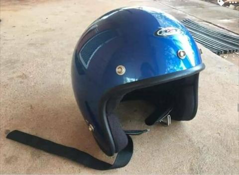 Scooter helmet