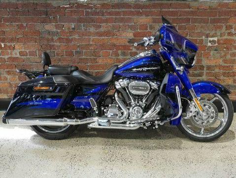 2017 Harley-Davidson CVO STREET GLIDE 114 (FLHXSE) Road Bike 1868cc