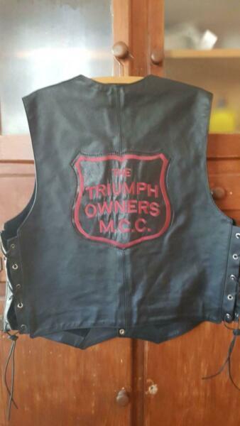 Pure leather Triumph motor bike vest XXL