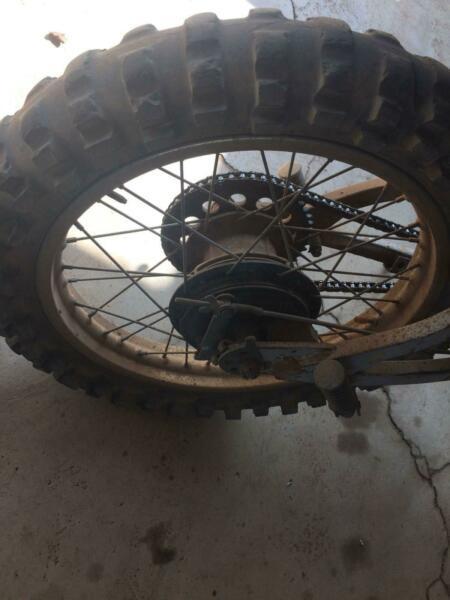 YAMAHA DT175 DT 175 1984 REAR RIM REAR WHEEL RIM AND TYRE ONLY