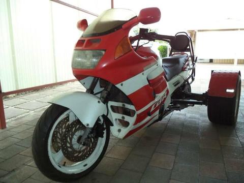 1994 CBR1000F Trike ..... rego , rideable and needs TLC