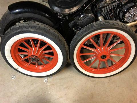 Harley Davidson wheels dyna/softail