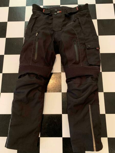 Motodry Street Pants XL great condition - Motorcycle Pants