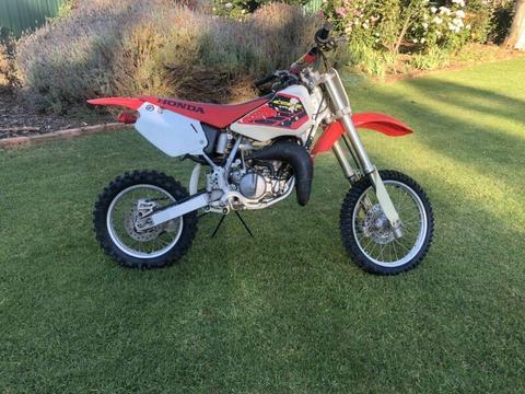 2002 CR80R Small wheel