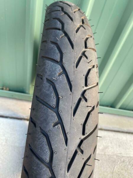 Motorcycle tyre Pirelli Night Dragon MH90-21