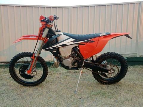 2017 ktm 250 exc (low hours)