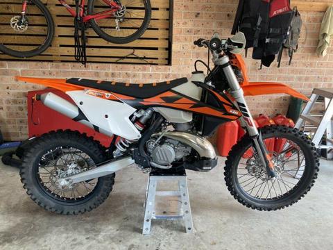 2018 KTM 300EXC Only 18hrs use
