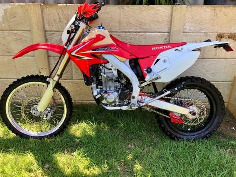 2010 Honda CRF 450X - Enduro 4 Stroke - Full Safari Rally Kit