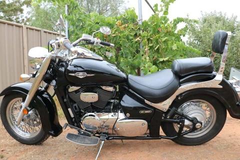 Suzuki Boulevard VL800 C50 in great condition