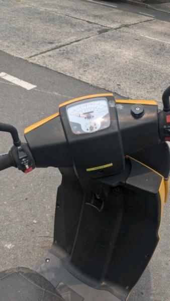 Tonelli delivery scooter