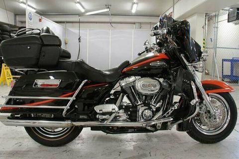 2007 Harley-Davidson CVO ULTRA CLASSIC ELECTRA GLIDE (FL Road Bike 1802cc