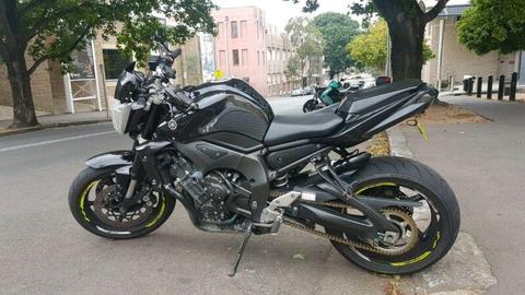 2006 FZ1 Yamaha (naked R1)