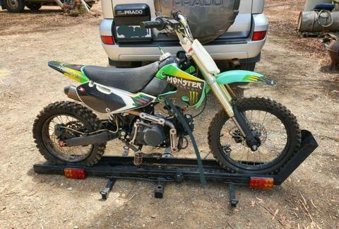 150cc motorbike and carrier