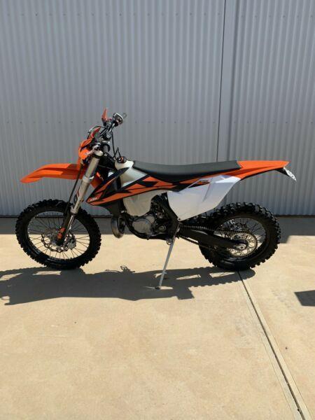 2018 KTM 300 EXC Carby