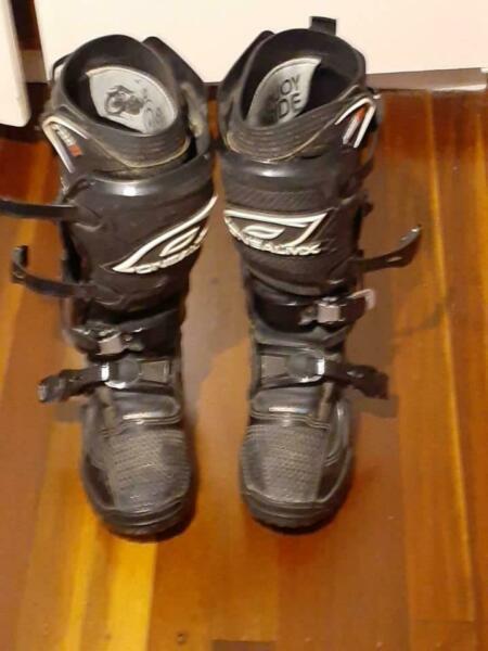 Oneil RDX Motocross boots size 9