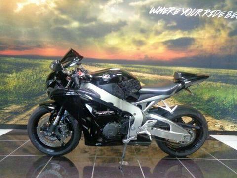 2011 Honda CBR1000RR (Fireblade)