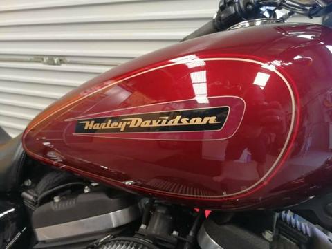 Harley Sportster custom 883