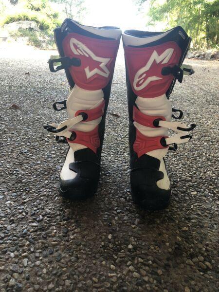 Alpine stars mx boots
