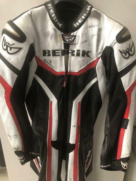 Berik leathers used size 48