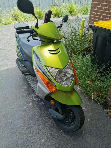 Uber eats scooter