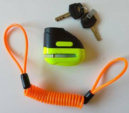 Disc lock with reminder cable for scooter / motorbike
