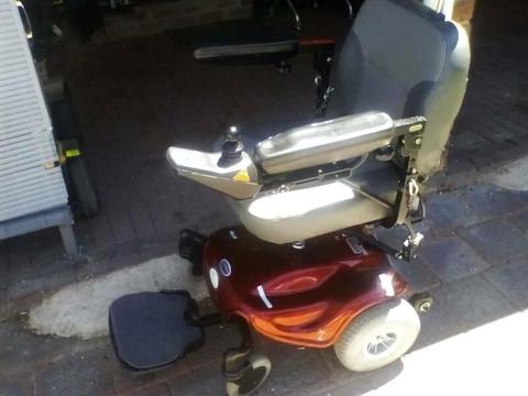 SHOPRIDER MOBILITY SCOOTER VERY GOOD CONDITION