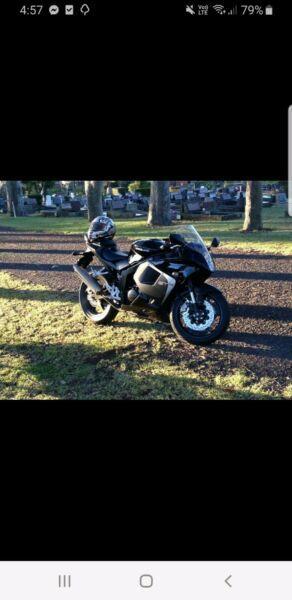 Gt250r low kms write off frame wreaking or sell whole
