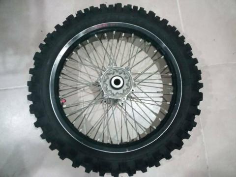 YZF 250 Wheels and tyres