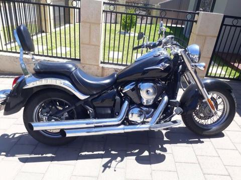 Kawasaki 900 Classic for sale, low kms. Vance and Hines pipes. $6,990