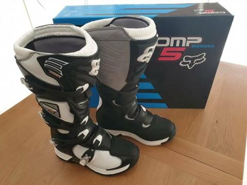 Fox motocross boots (brand new)