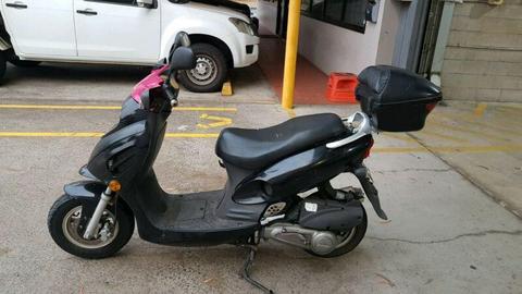 Arqin 125T Scooter 2006 model