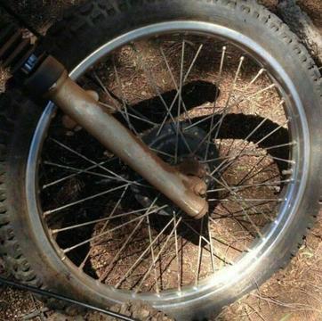suzuki ts185 1993 front rim and tyre only