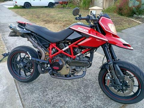 Ducati hypermotard 1100 sp
