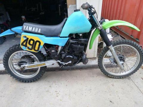 Yamaha it 490