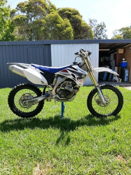 2009 Yamaha Yz450f Special Edition and 3 bike trailer